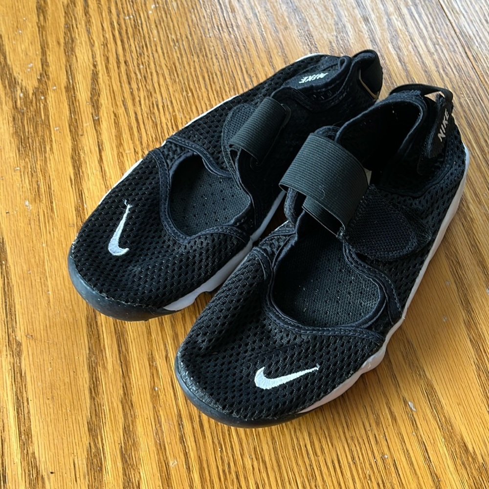 Nike air rift breathe